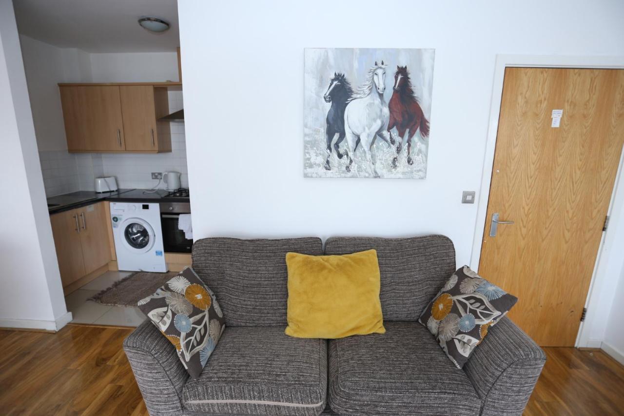 Lovely 2 Bed 2 Toilet Hill House River View Apartment Λονδίνο Εξωτερικό φωτογραφία