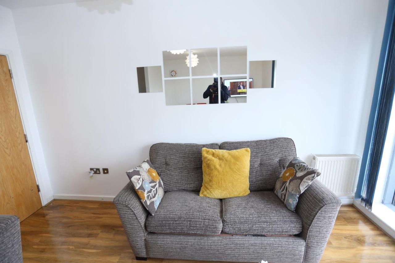 Lovely 2 Bed 2 Toilet Hill House River View Apartment Λονδίνο Εξωτερικό φωτογραφία