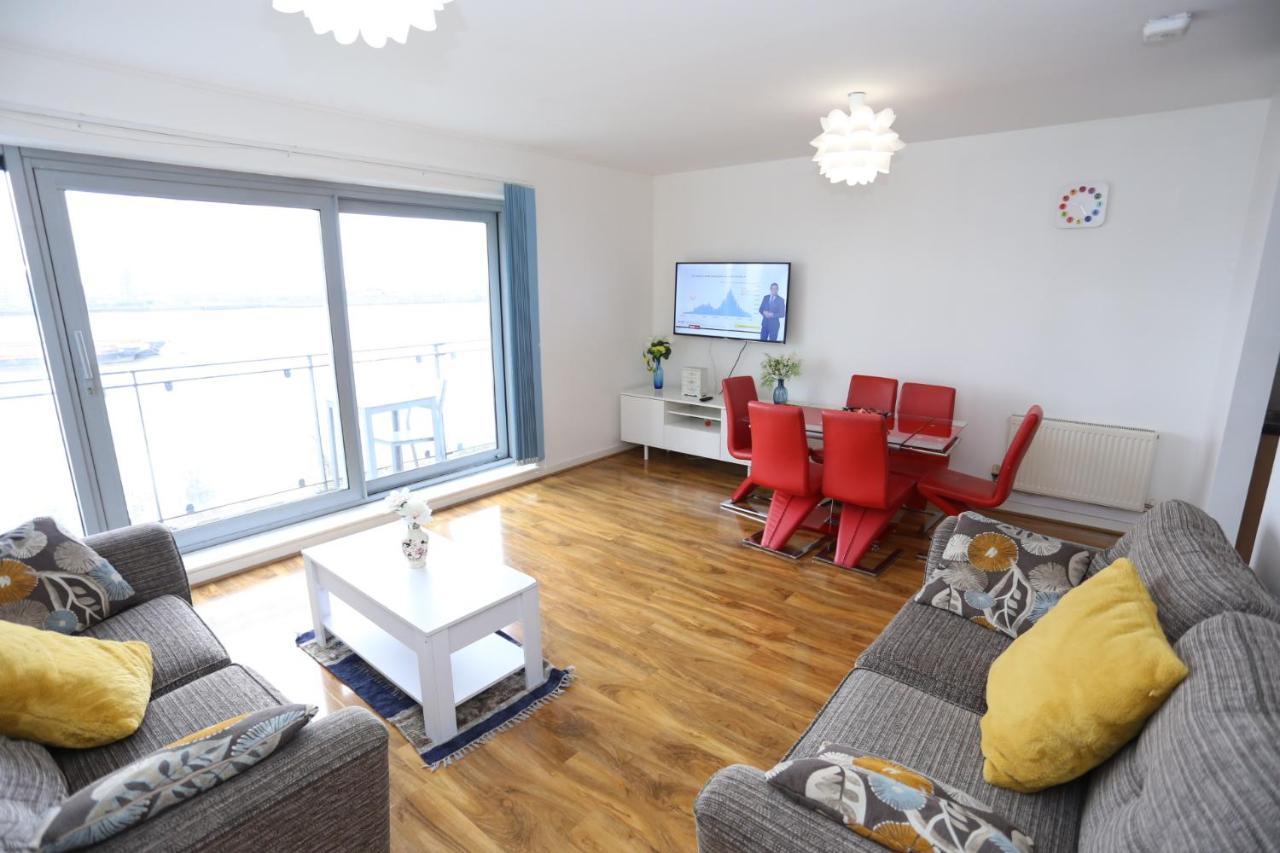 Lovely 2 Bed 2 Toilet Hill House River View Apartment Λονδίνο Εξωτερικό φωτογραφία